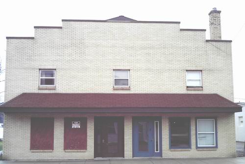 Sandra Theatre - Recent Shot From Seth Landon (newer photo)